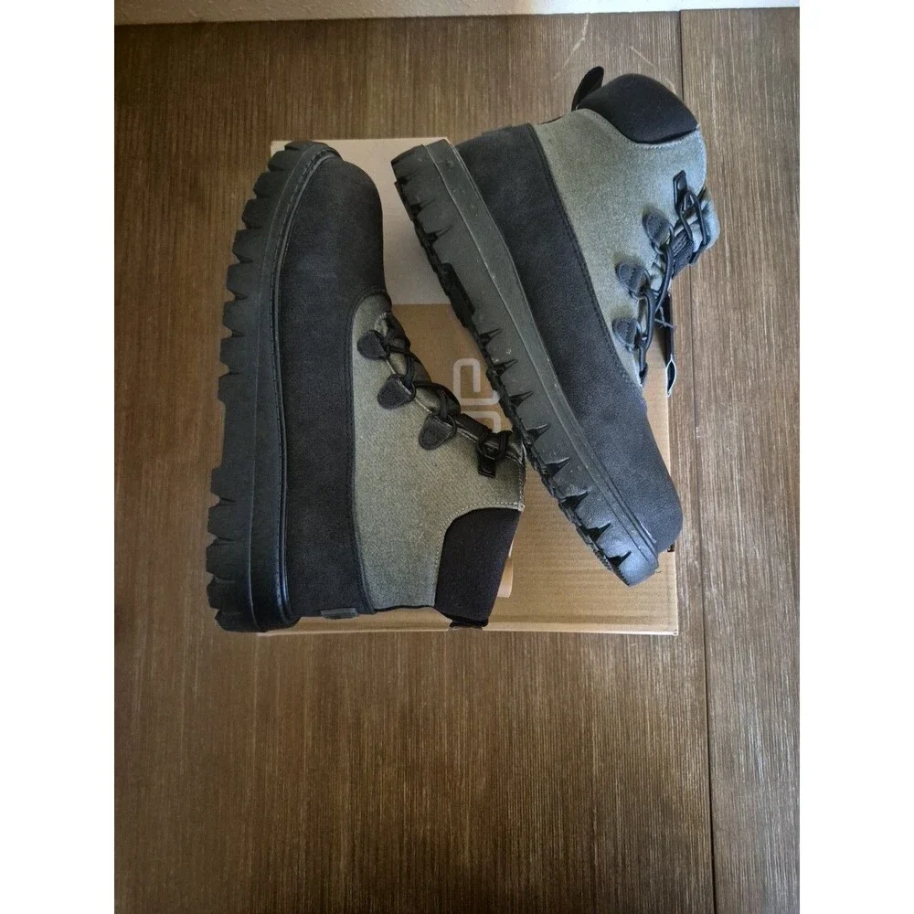 Hey Dude Women's Tonya Eco Shield Boot Black 122504900 US Size 8